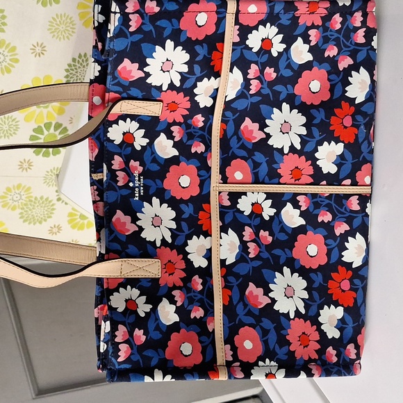 KatecSpade floral tote - Picture 1 of 4